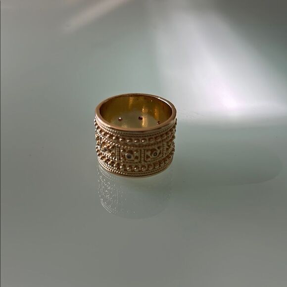 Gold Textured Band Ring A1105 - Picture 3 of 3